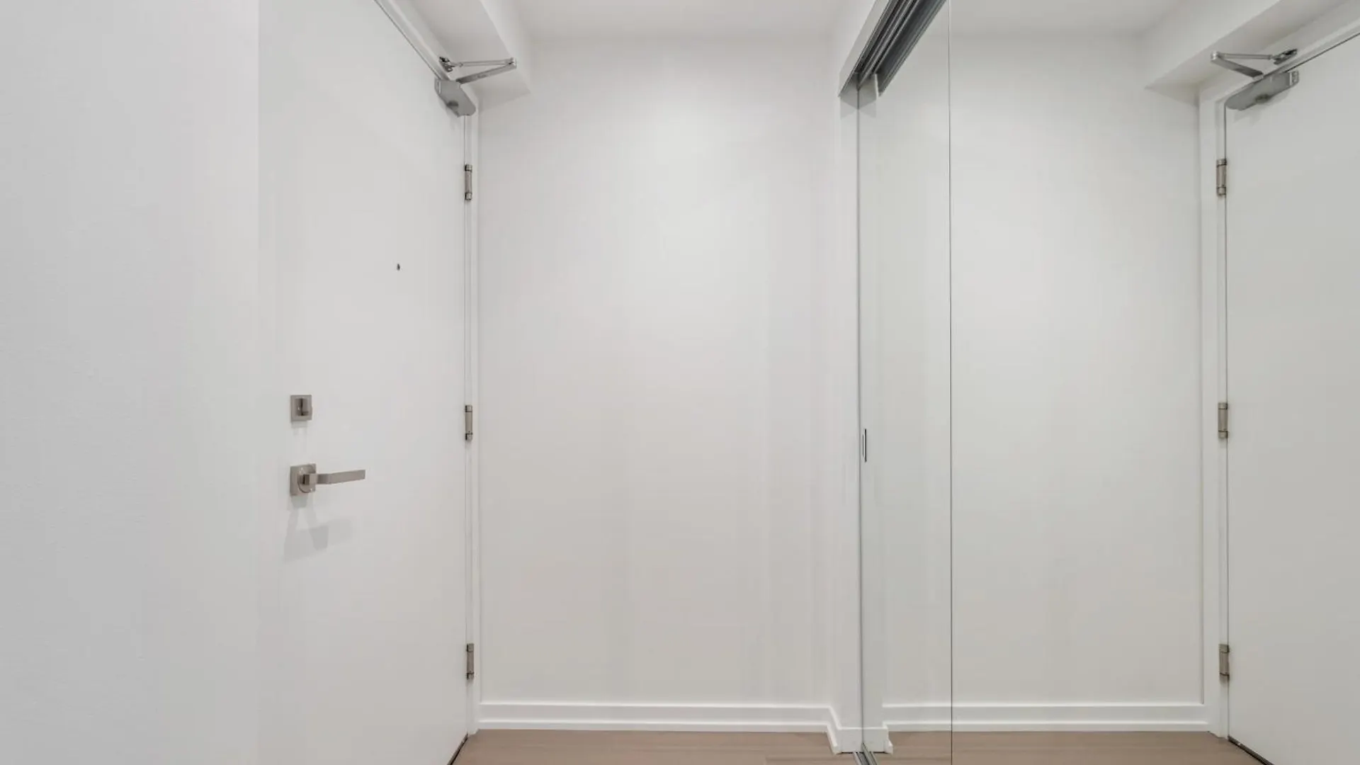 Apartment The Aventi Suites - Downtown Toronto - Across Tiff Bell Lightbox