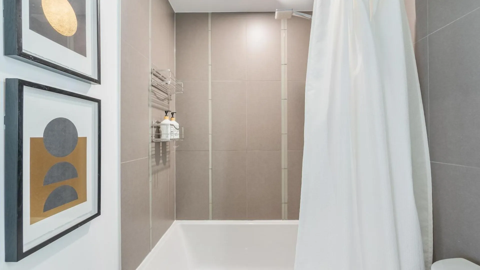 The Aventi Suites - Downtown Toronto - Across Tiff Bell Lightbox
