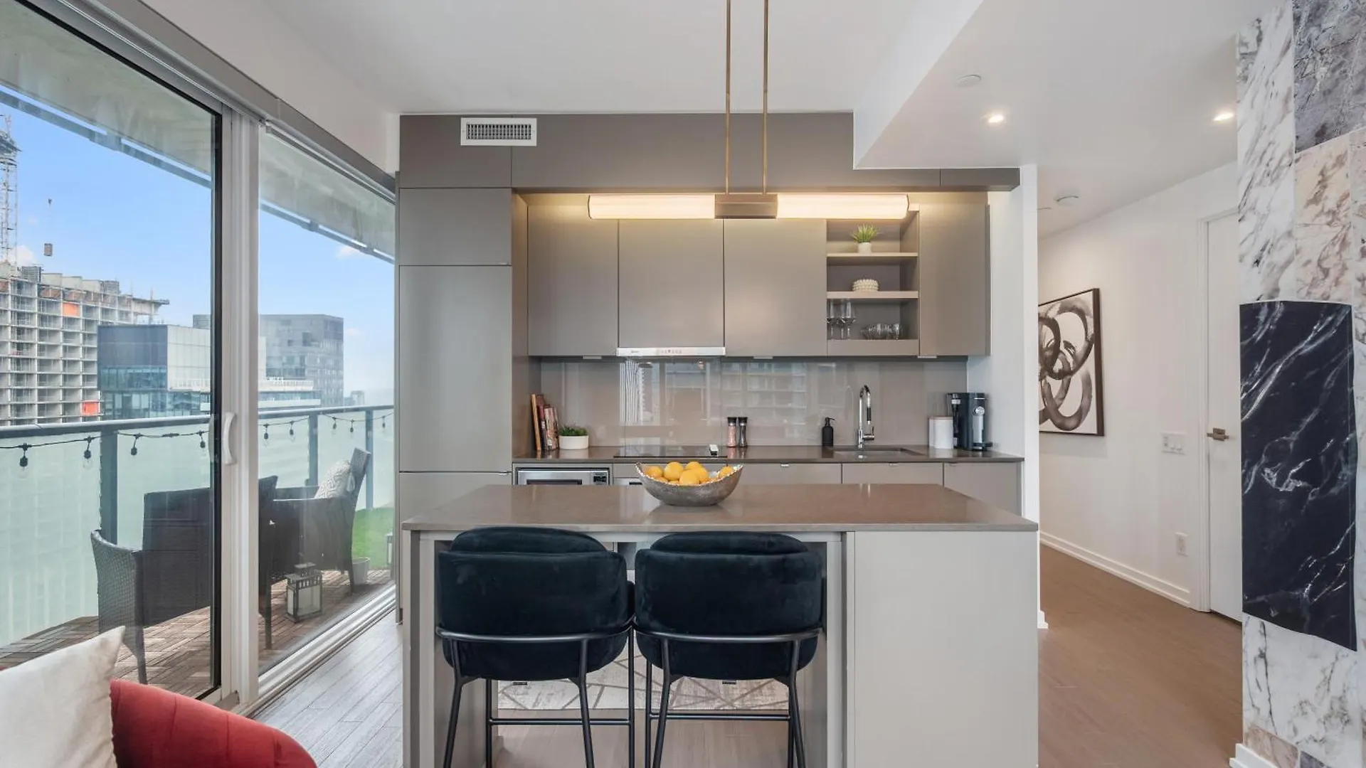 Apartment The Aventi Suites - Downtown Toronto - Across Tiff Bell Lightbox