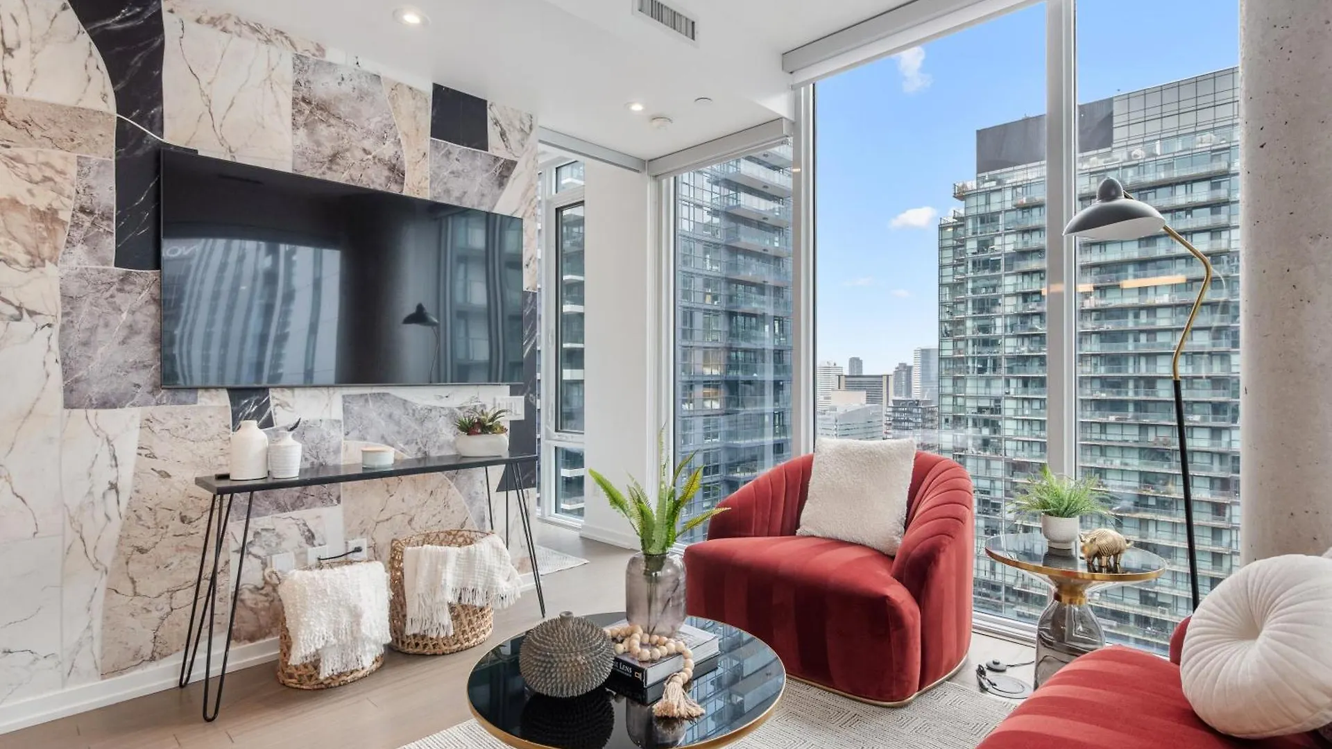 The Aventi Suites - Downtown Toronto - Across Tiff Bell Lightbox location