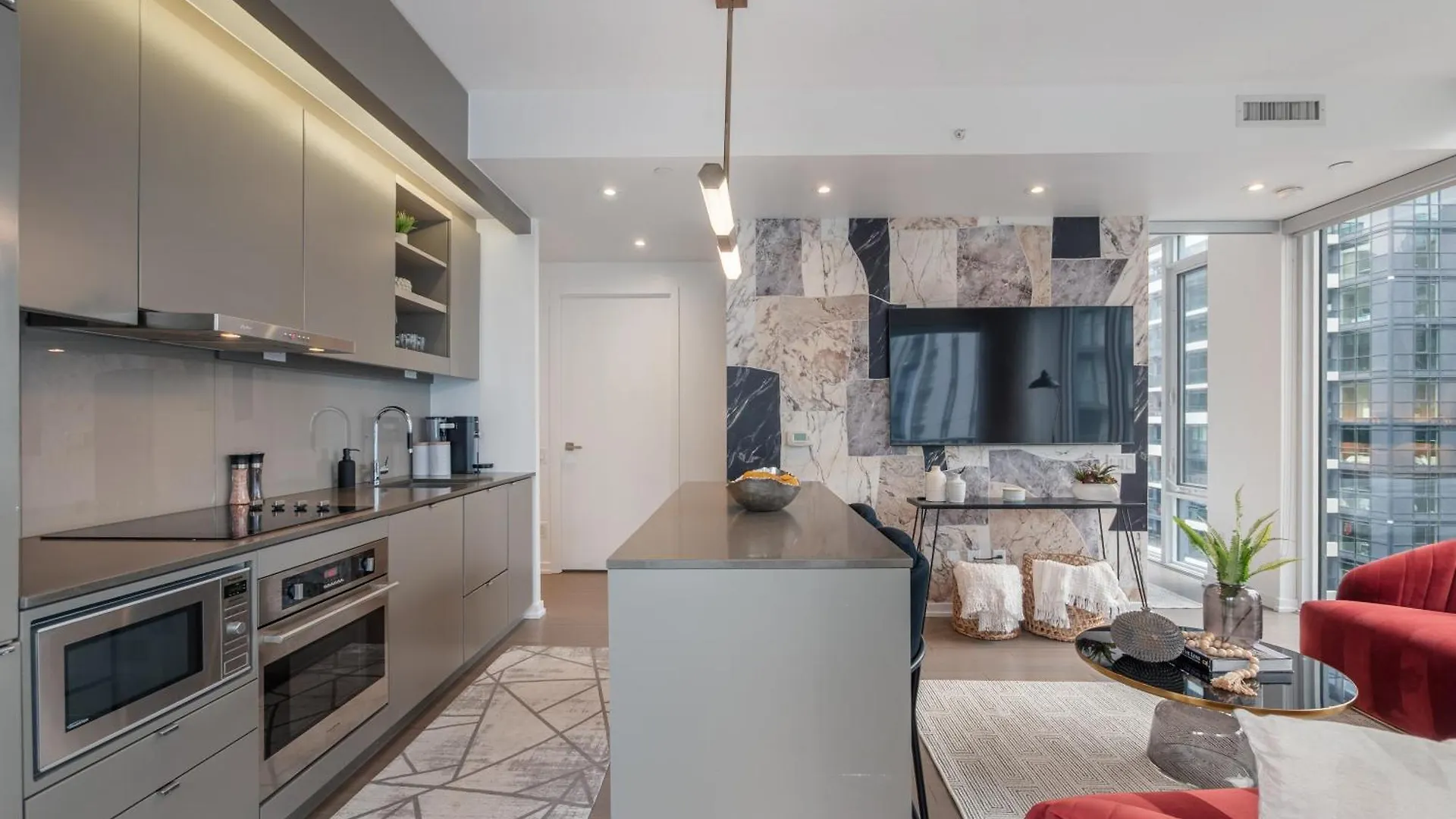 The Aventi Suites - Downtown Toronto - Across Tiff Bell Lightbox