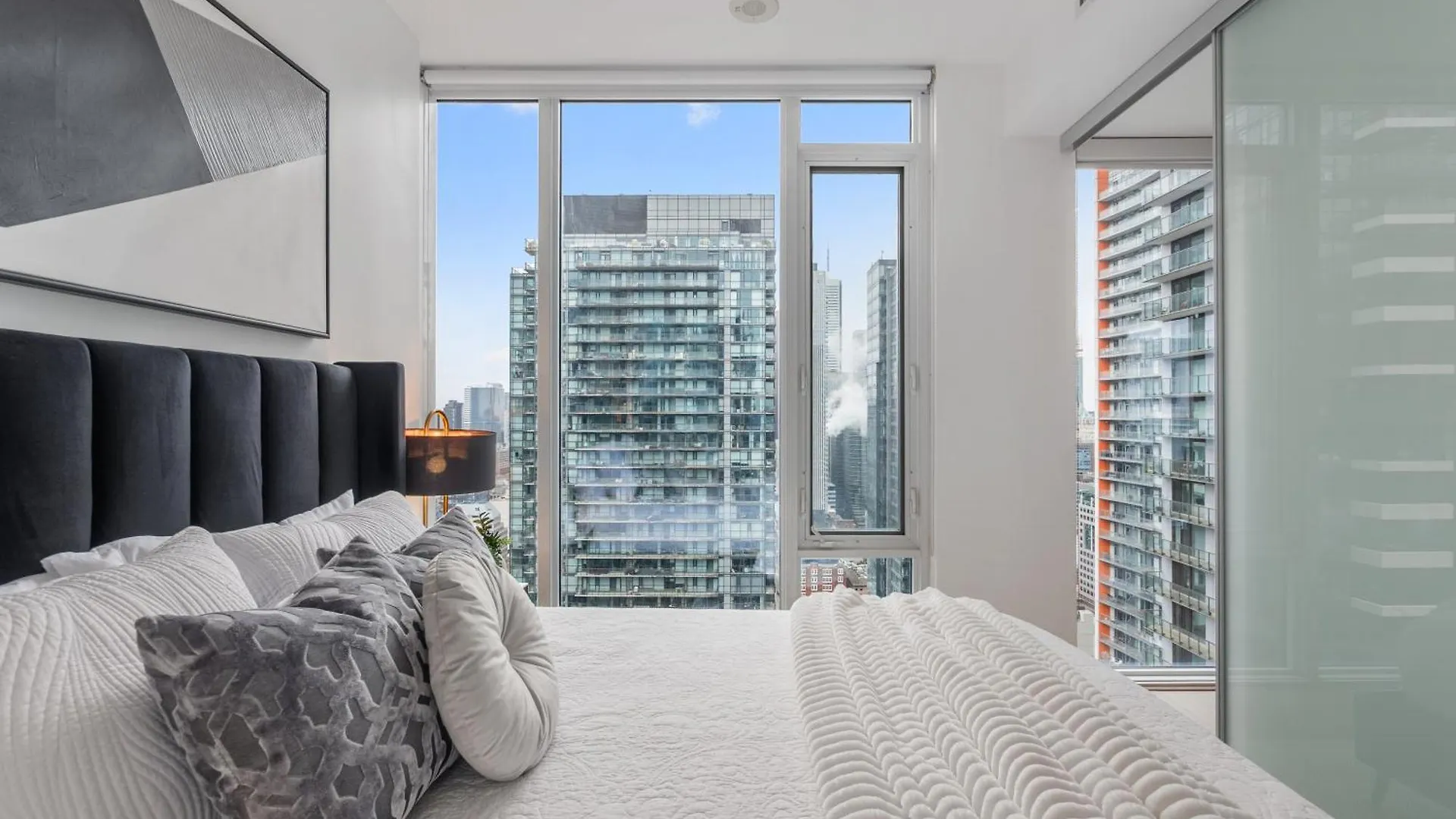 Lägenhet The Aventi Suites - Downtown Toronto - Across Tiff Bell Lightbox